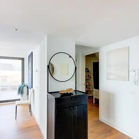 Apartmán Atic Avda De Rhode - Barneda Premium Roses